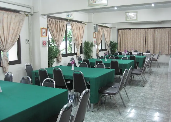 Hotel P Park Charansanitwong