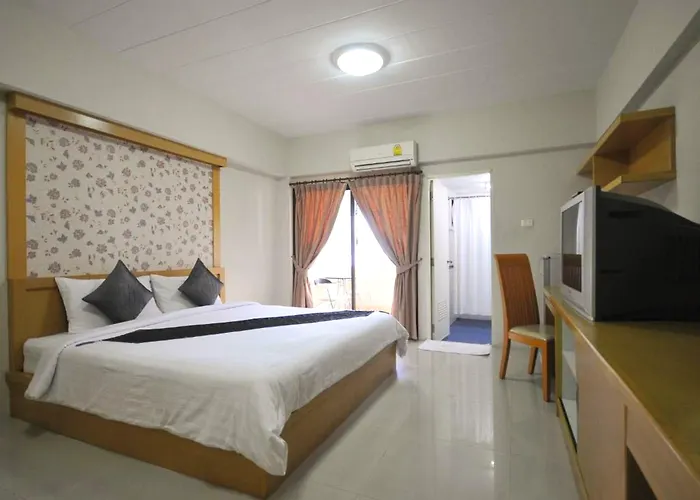 P Park Charansanitwong Hotel