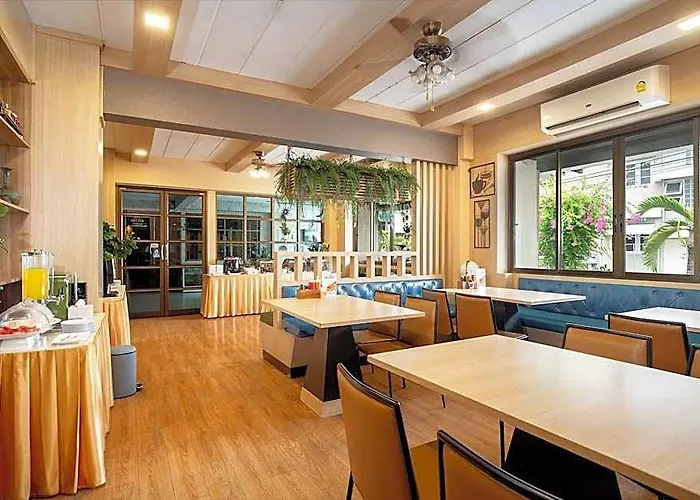 P Park Charansanitwong Hotel 3*