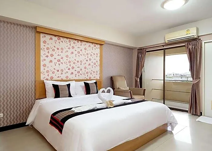 P Park Charansanitwong Hotel 3*