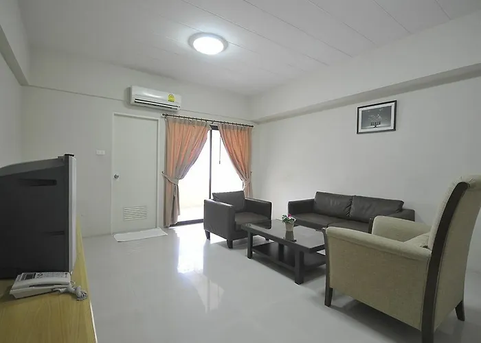 Hotel P Park Charansanitwong 3*